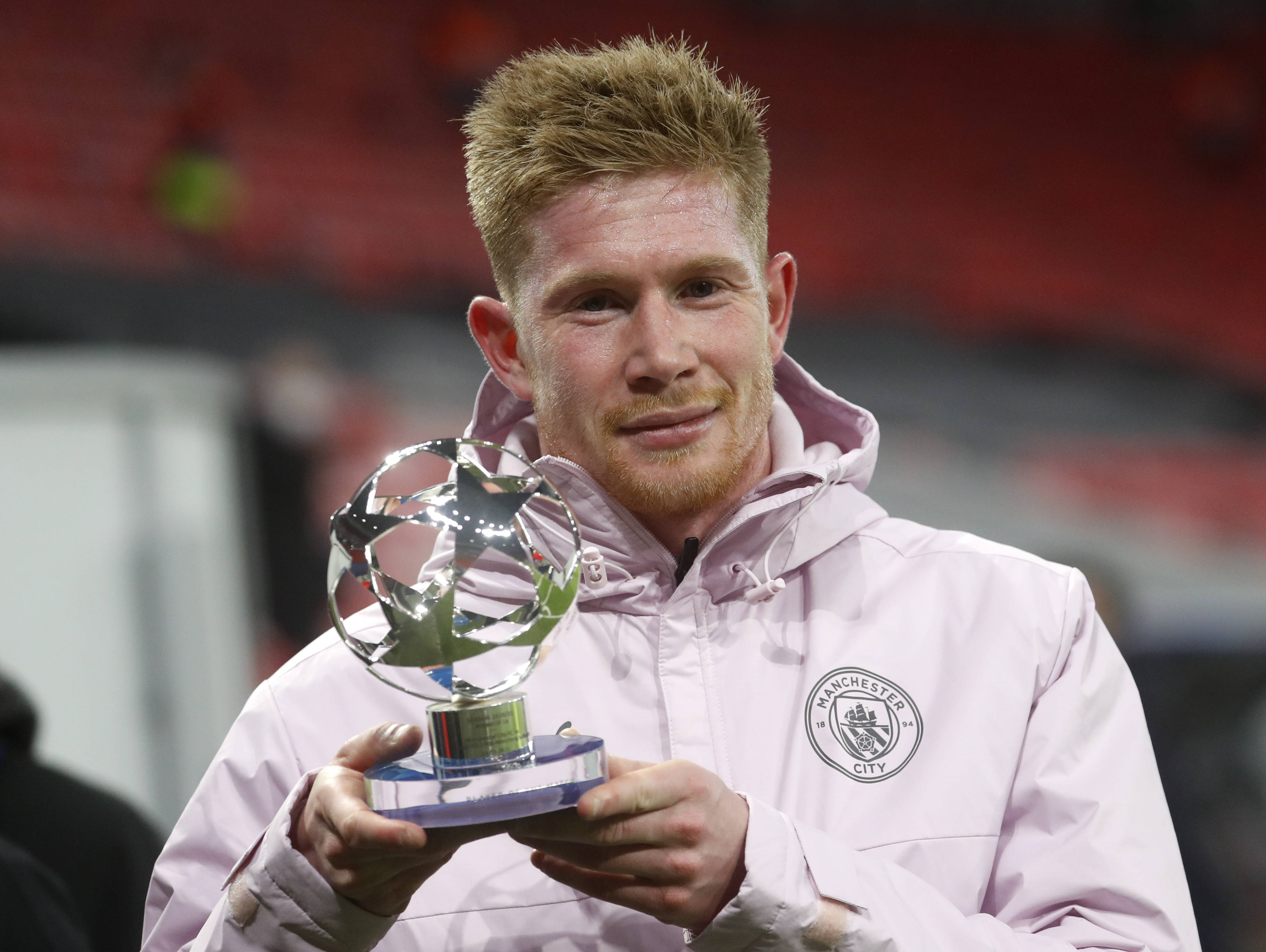 美记：字母哥加盟尼克斯有且仅有一条路，那就是他非纽约不去