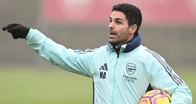 本赛季东契奇缺席时里夫斯场均41+10+5，湖人3胜1负